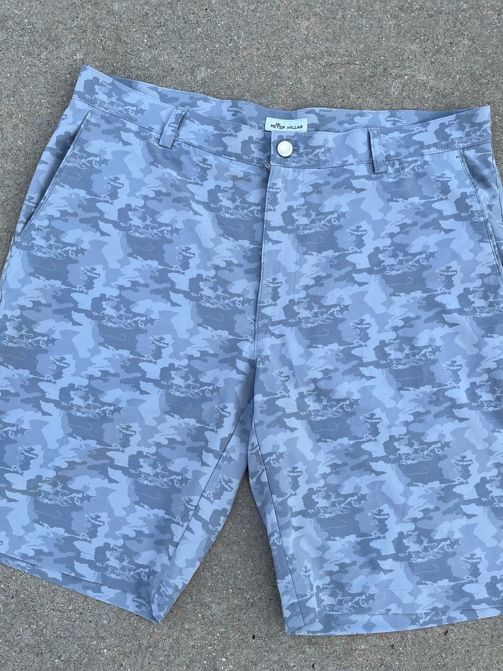 Peter Millar shorts men’s 36